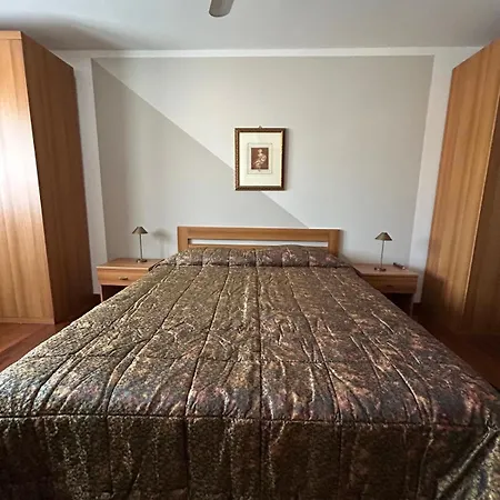 Pensionat Mansarda Di Charme A 3*