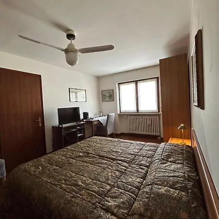 Pensionat Mansarda Di Charme A